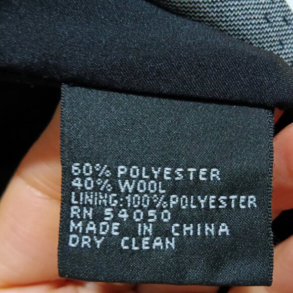 Anne Klein Charcoal Gray Sharkskin Blazer with detailed Pick Stitching - Picture 7 of 7